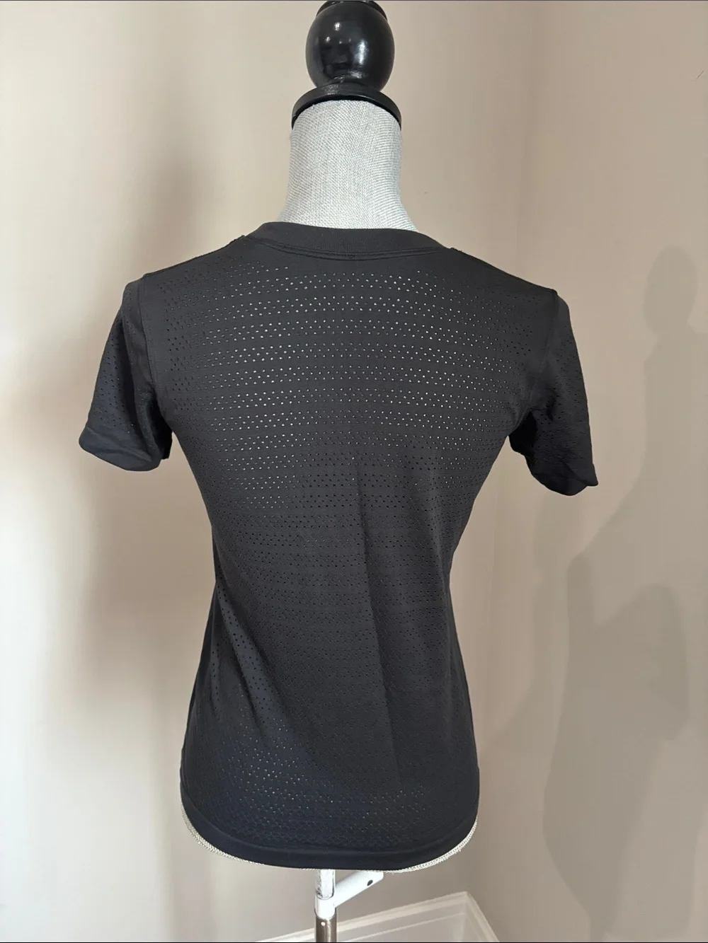 Lululemon Breeze By Short Sleeve *Squad Black / Black